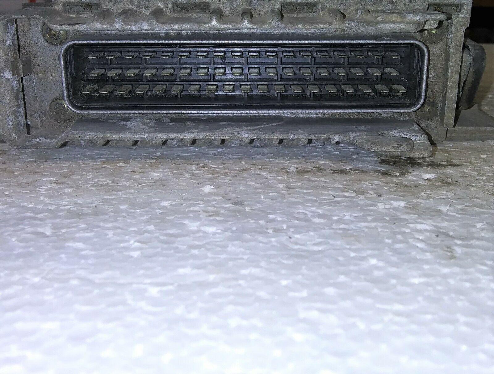 1990-1992 Mercedes 300E  ecm ecu computer 0 280 800 446.
