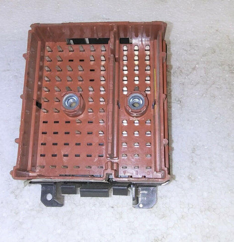 2003-2005 Jeep Grand Am fuse junction box 22697019.