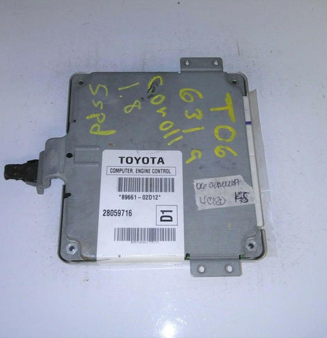 2006 Toyota Corolla ecm ecu computer 89661-02D12.