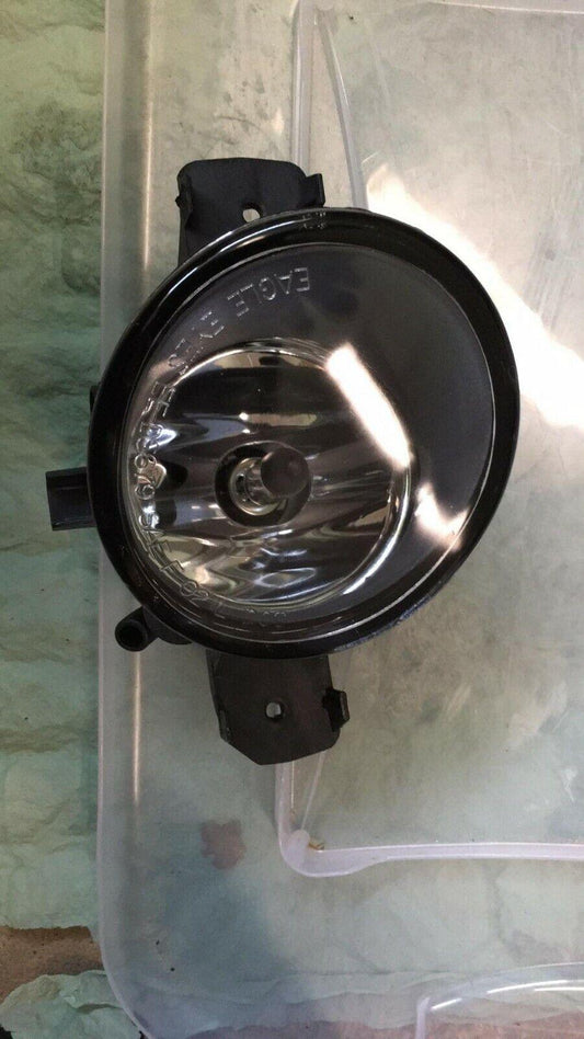 Eagle Eyes left fog lamp fits 2008-2013 Nissan Altima NEW DS687-B000L - Swan Auto
